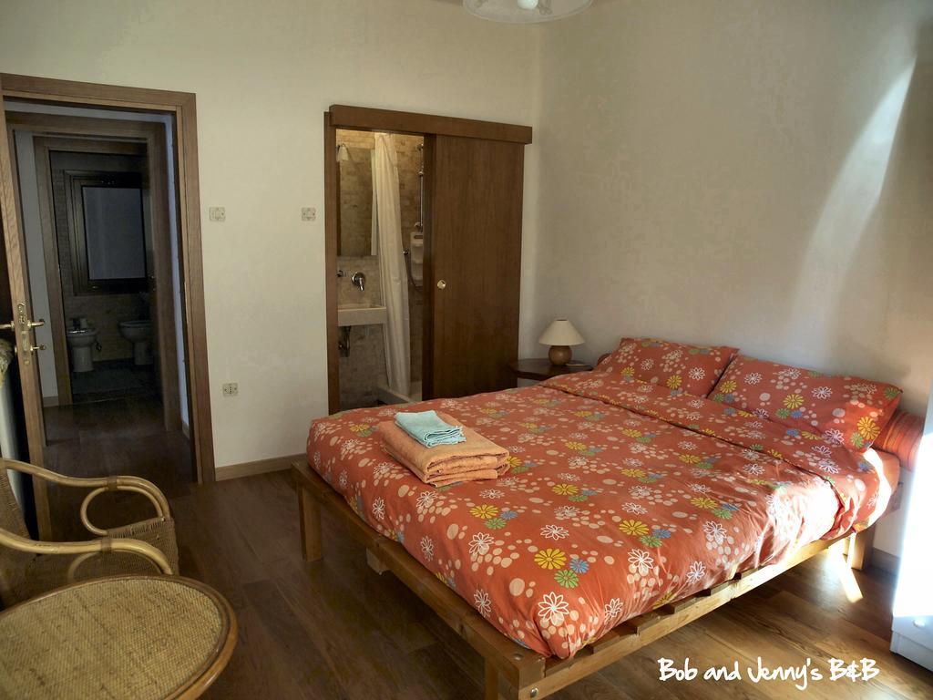 Bob And Jenny'S B&B Vicenza Pokoj fotografie
